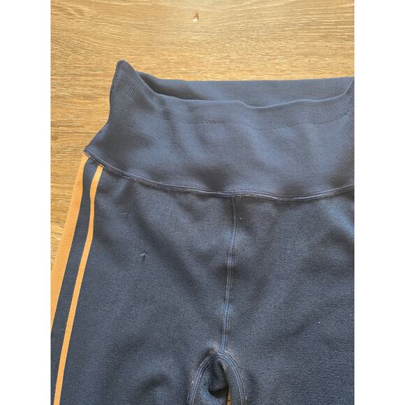 Free People Movement Seamless Stripe Leggings M/L Navy Red Tan Yoga Pants - Picture 10 of 10